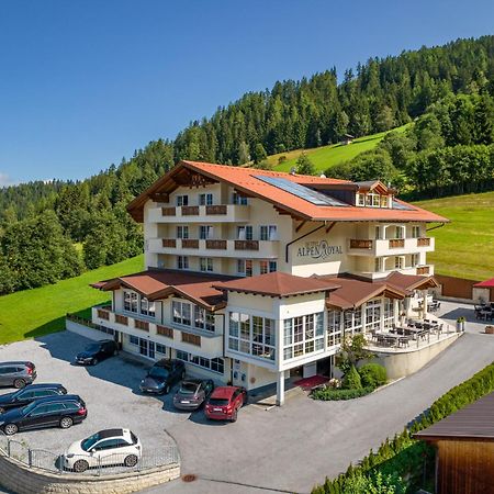 Hotel Alpen-Royal Jerzens Extérieur photo