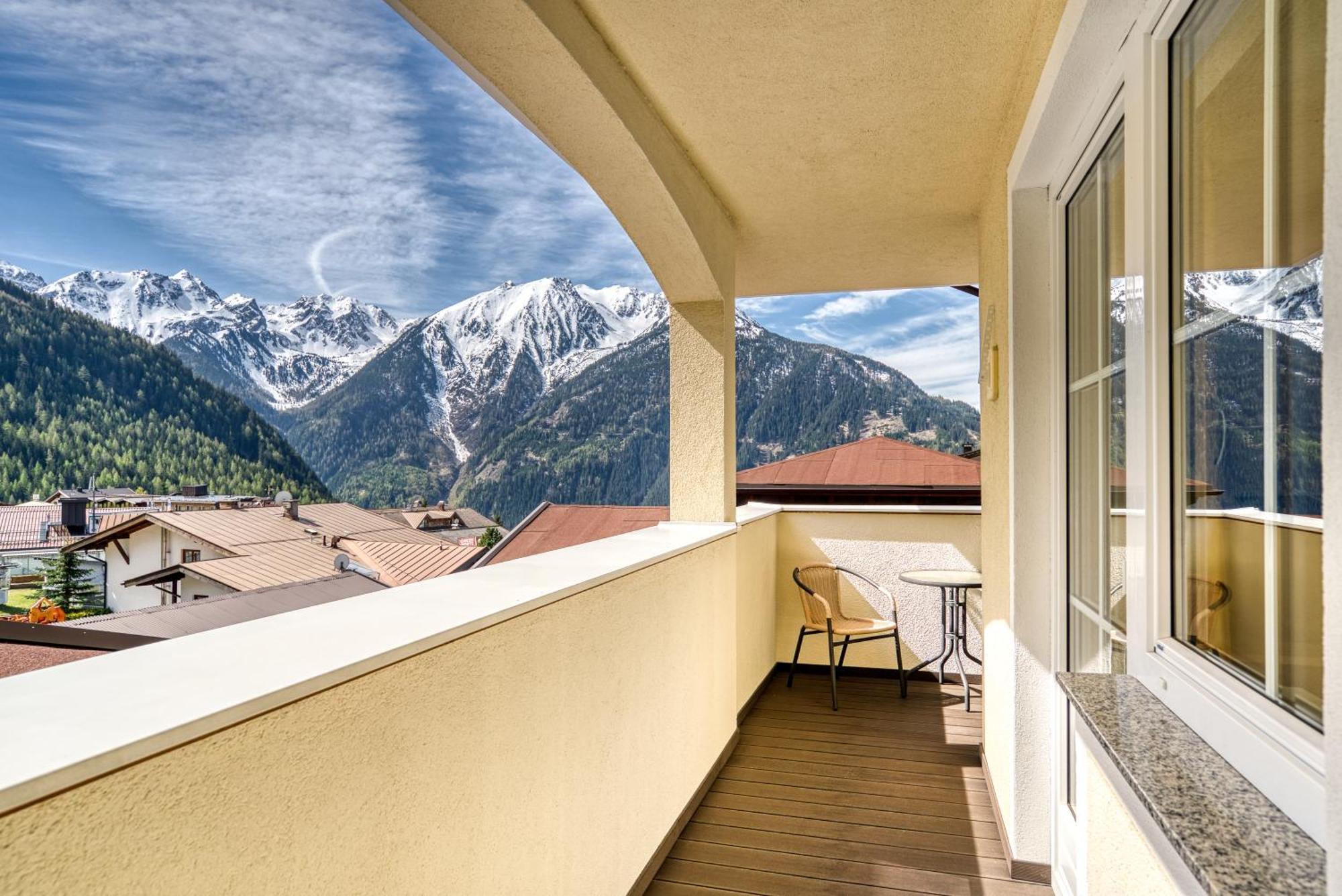 Hotel Alpen-Royal Jerzens Extérieur photo