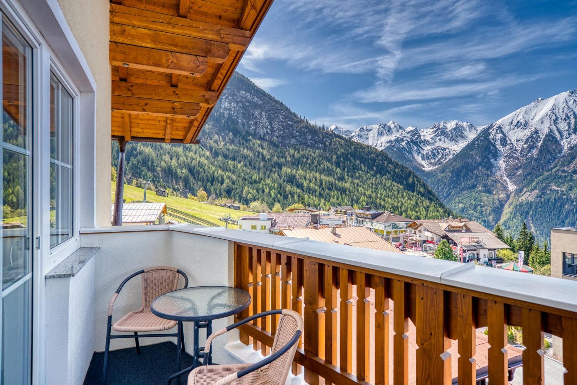 Hotel Alpen-Royal Jerzens Extérieur photo