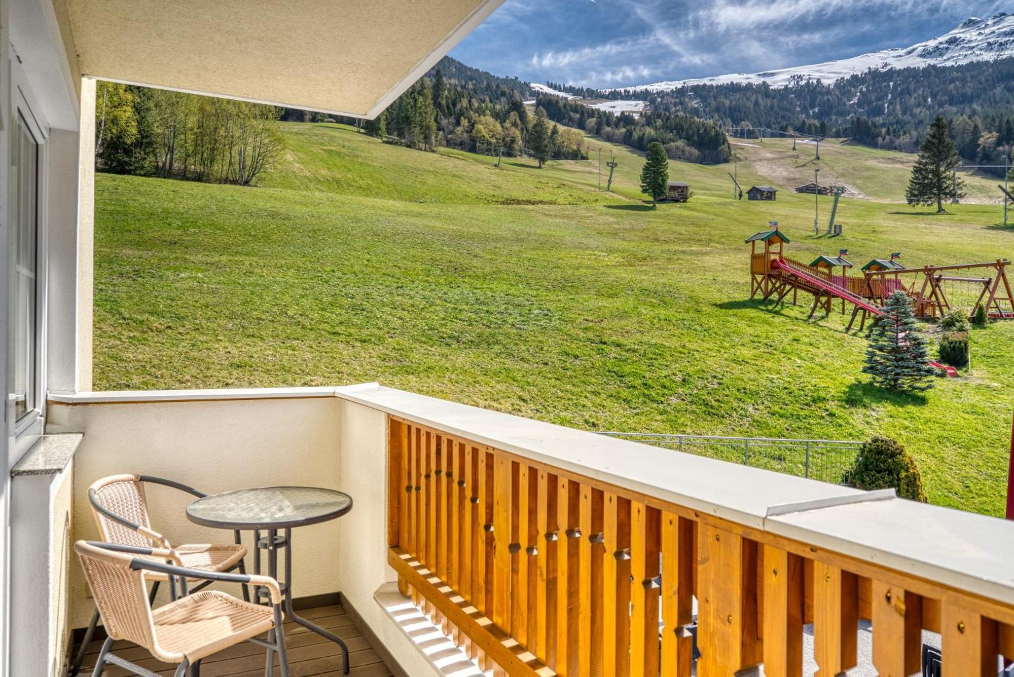 Hotel Alpen-Royal Jerzens Extérieur photo