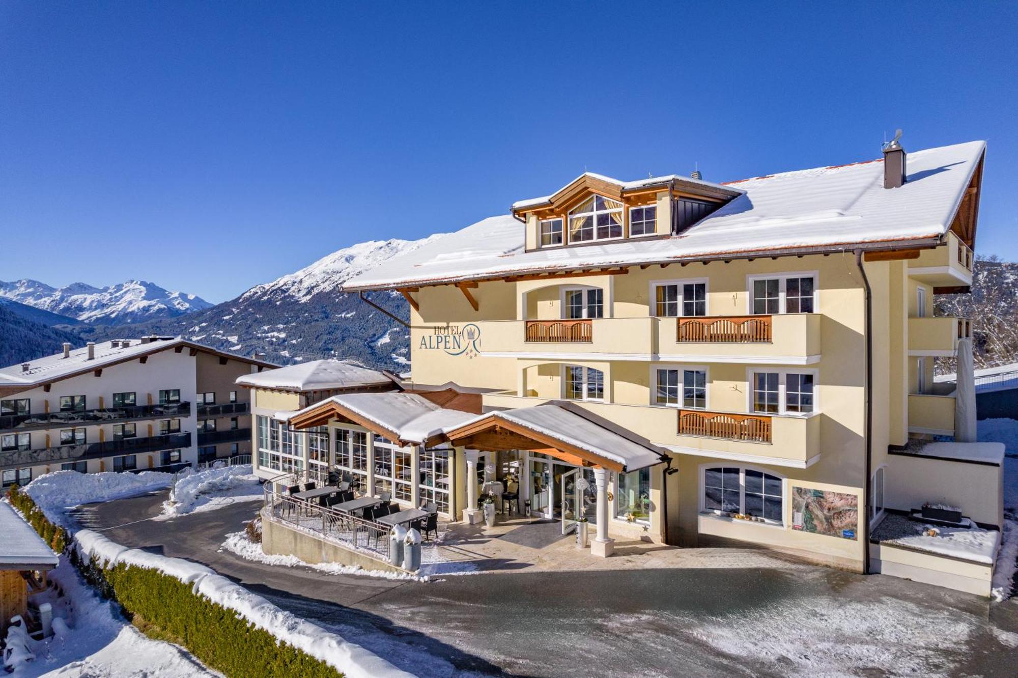Hotel Alpen-Royal Jerzens Extérieur photo