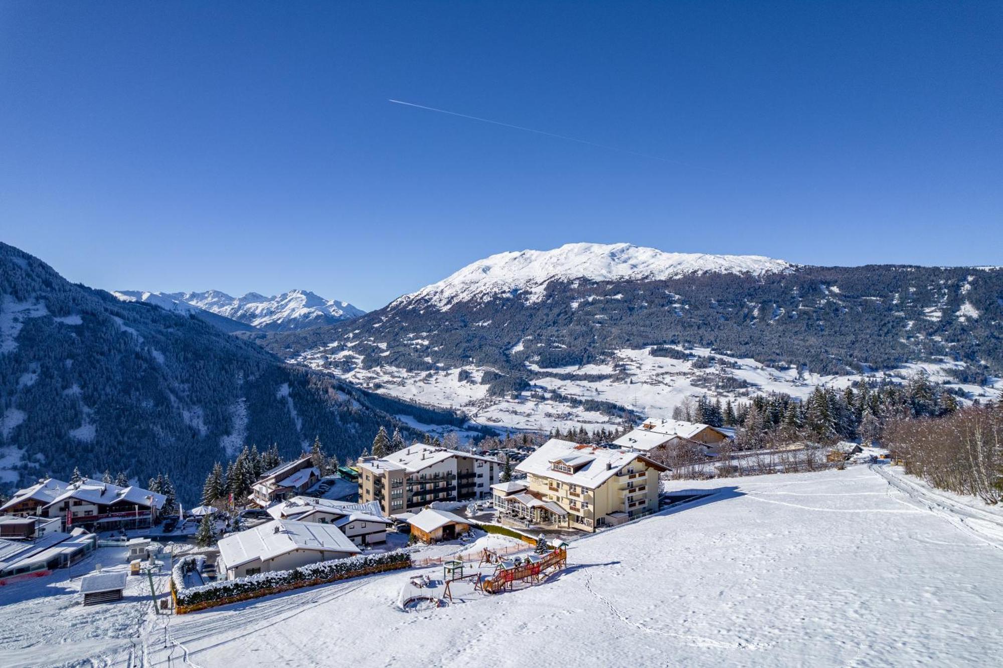 Hotel Alpen-Royal Jerzens Extérieur photo