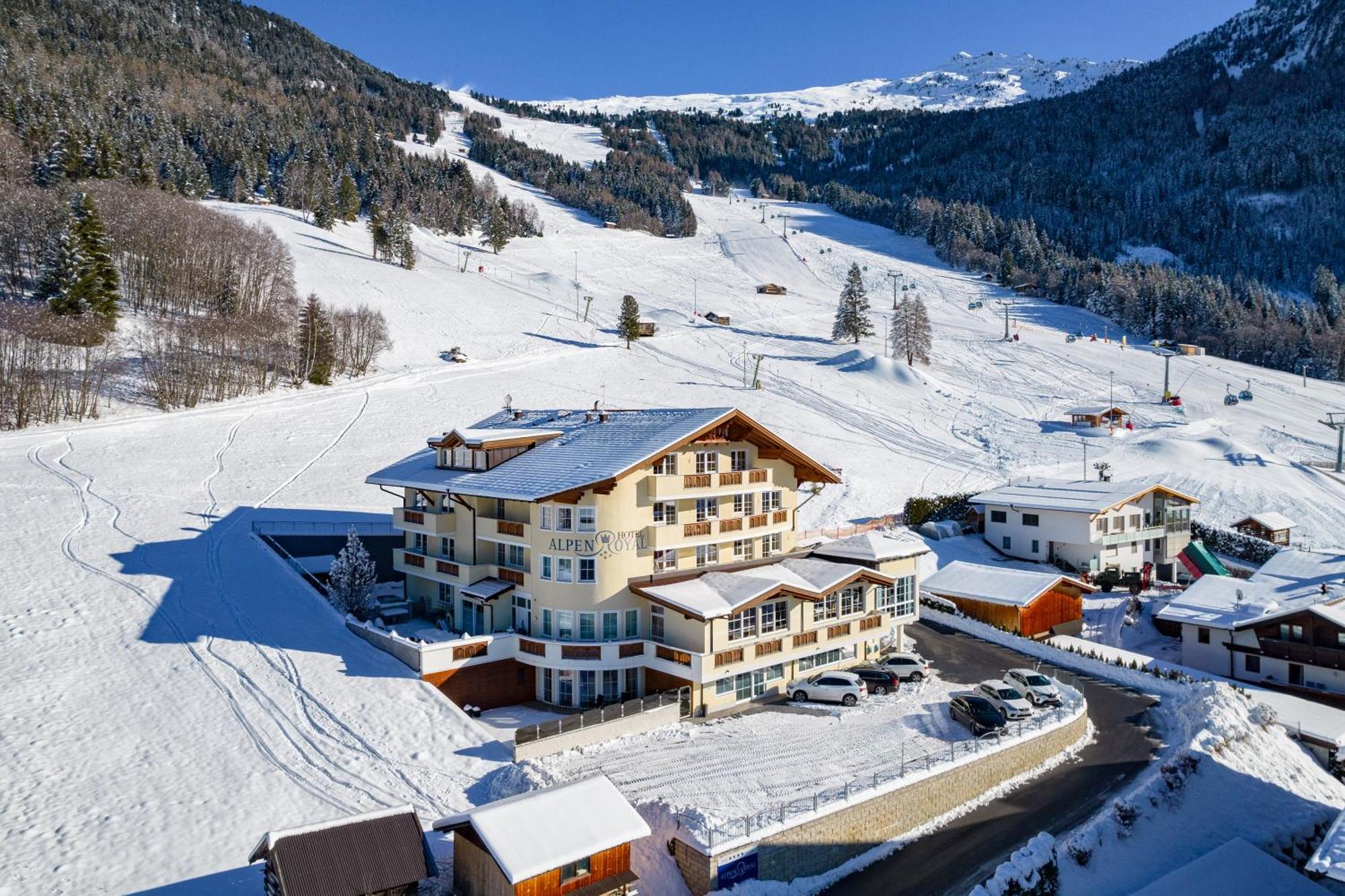 Hotel Alpen-Royal Jerzens Extérieur photo