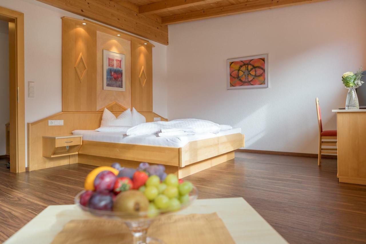 Hotel Alpen-Royal Jerzens Extérieur photo