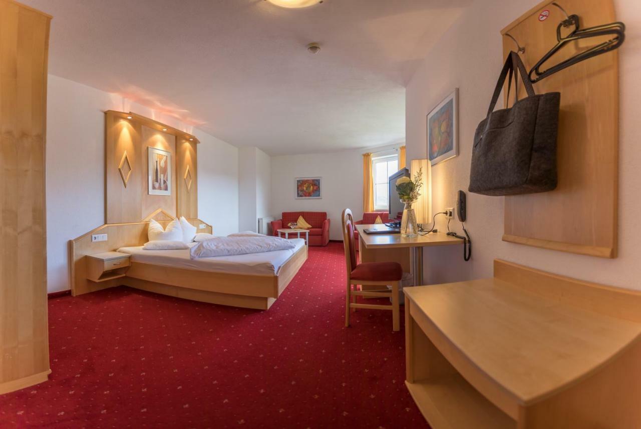 Hotel Alpen-Royal Jerzens Extérieur photo